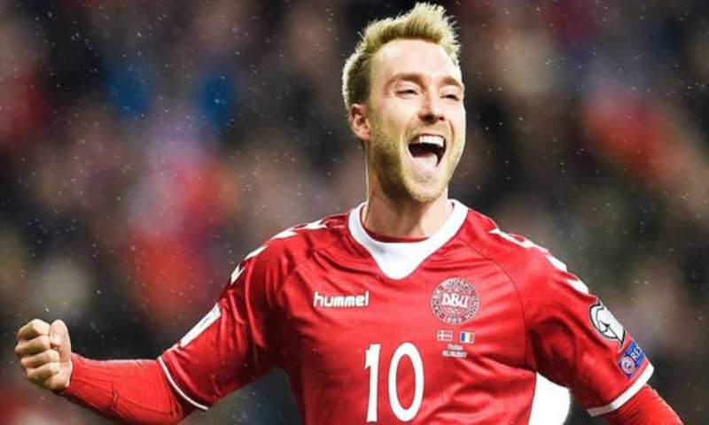 Eriksen thi đấu cho câu lạc bộ Ajax trong suốt nhiều năm Eriksen thi đấu cho câu lạc bộ Ajax trong suốt nhiều năm