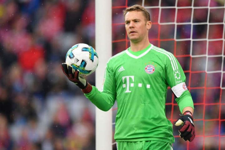Găng tay vàng trong làng bóng đá gọi tên Manuel Neuer. Găng tay vàng trong làng bóng đá gọi tên Manuel Neuer.