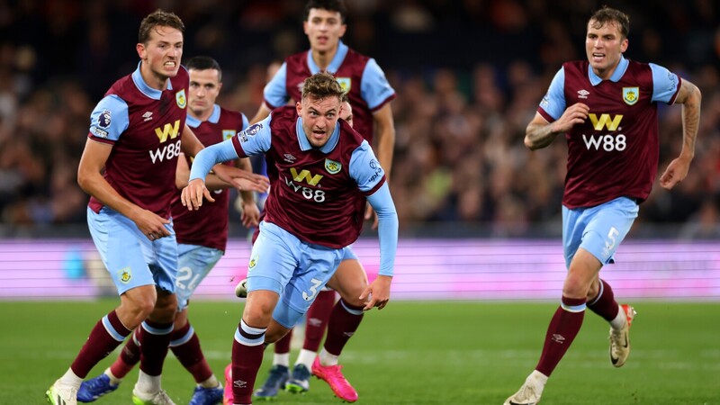 Nhận định soi kèo châu Á - Burnley vs Luton Town Nhận định soi kèo châu Á - Burnley vs Luton Town