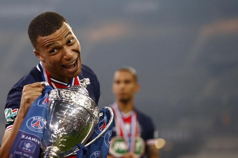 Các tiêu chuẩn tham gia Ligue 1